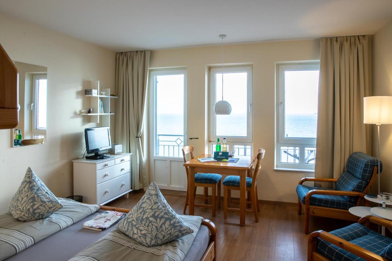 Nordland Appartements - Wohnung Südfall Wyk auf Föhr Exterior foto